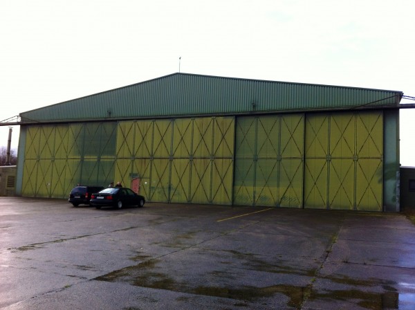 Hangar aussen